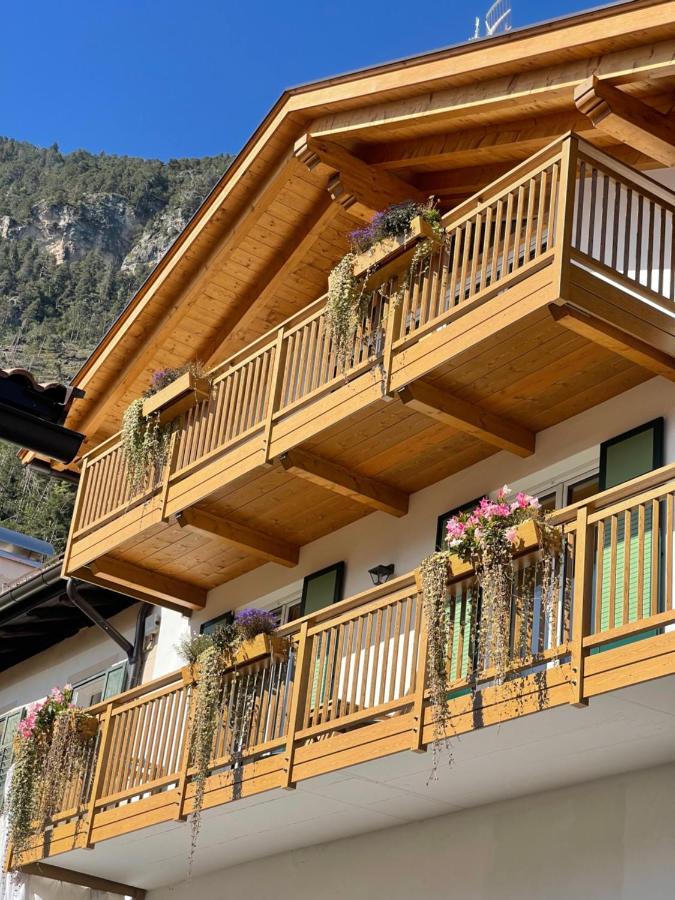 B&B La Casa Del Sole Ziano Di Fiemme Exterior photo